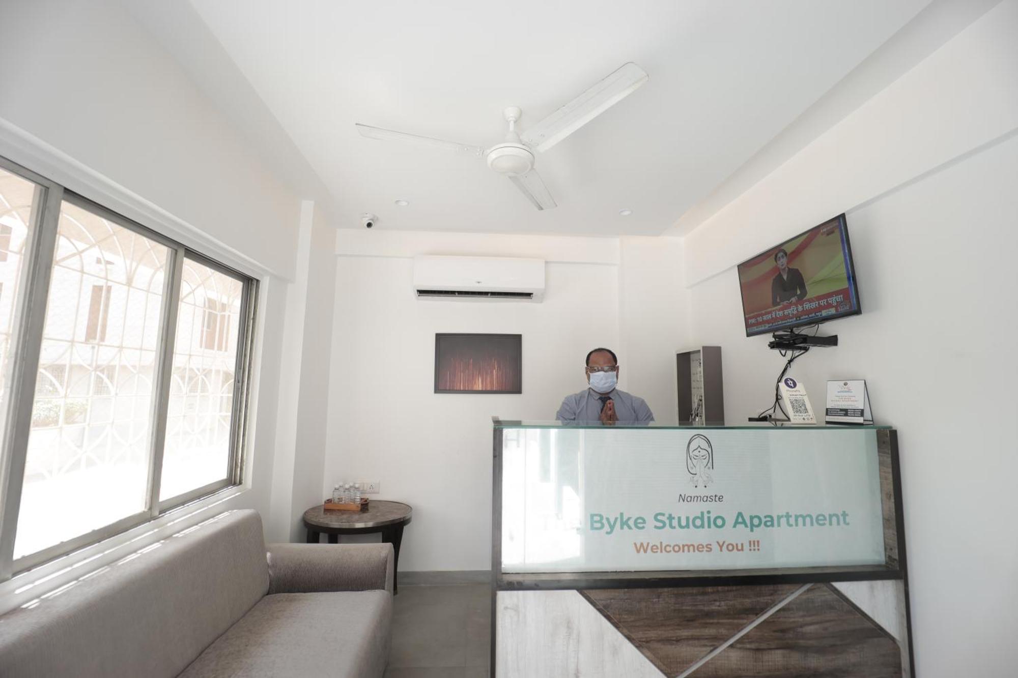 The Byke Studio Pure Veg Apartment, Thána Kültér fotó